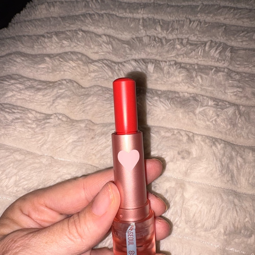 Kaja Love Blur Soft Comfort Semi Matte Lip Balm - Tangy Love - Picture 11 of 16